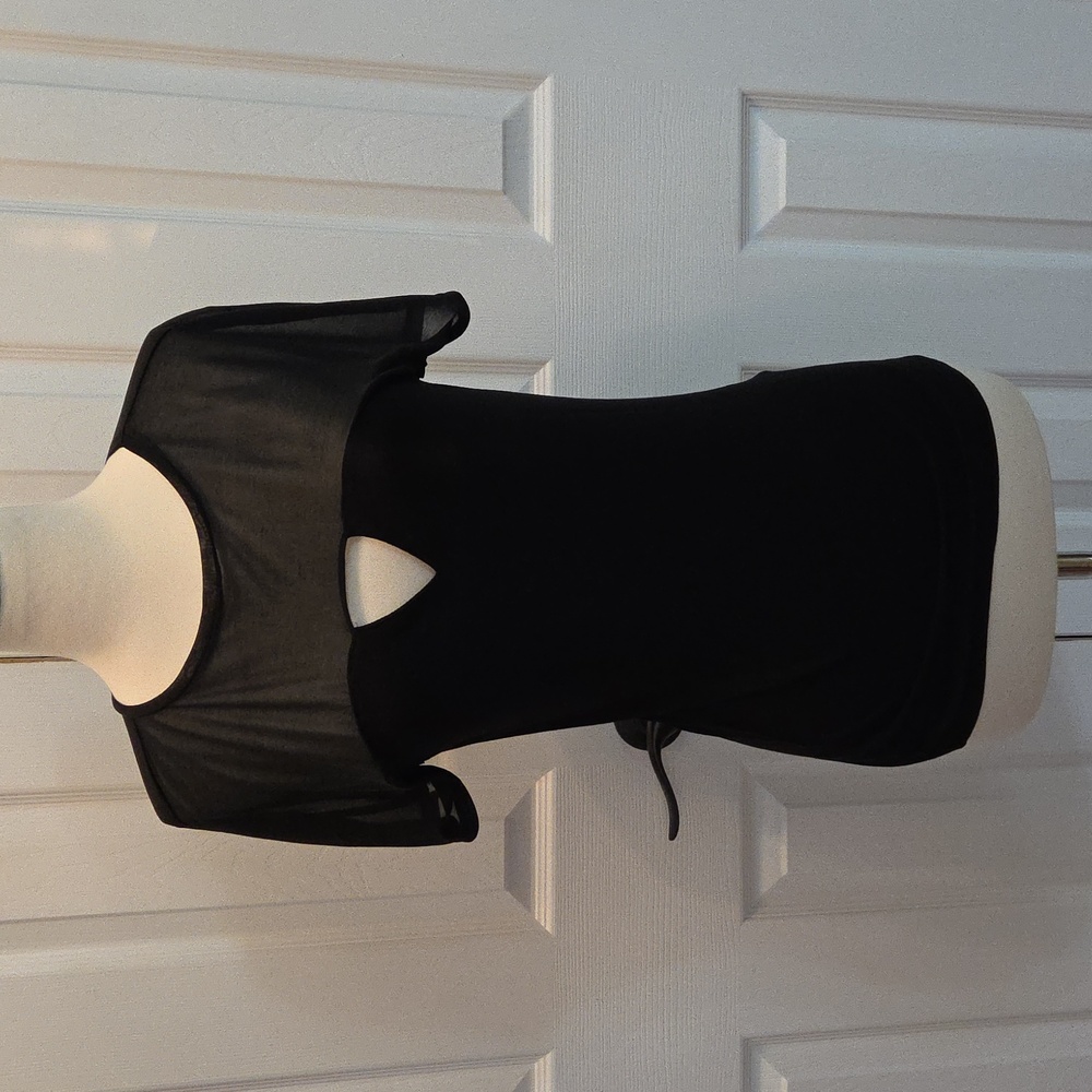 FRENCH CONNECTION BLACK TOP SHEER MESH PANEL SEXY KEYHOLE CUTOUT